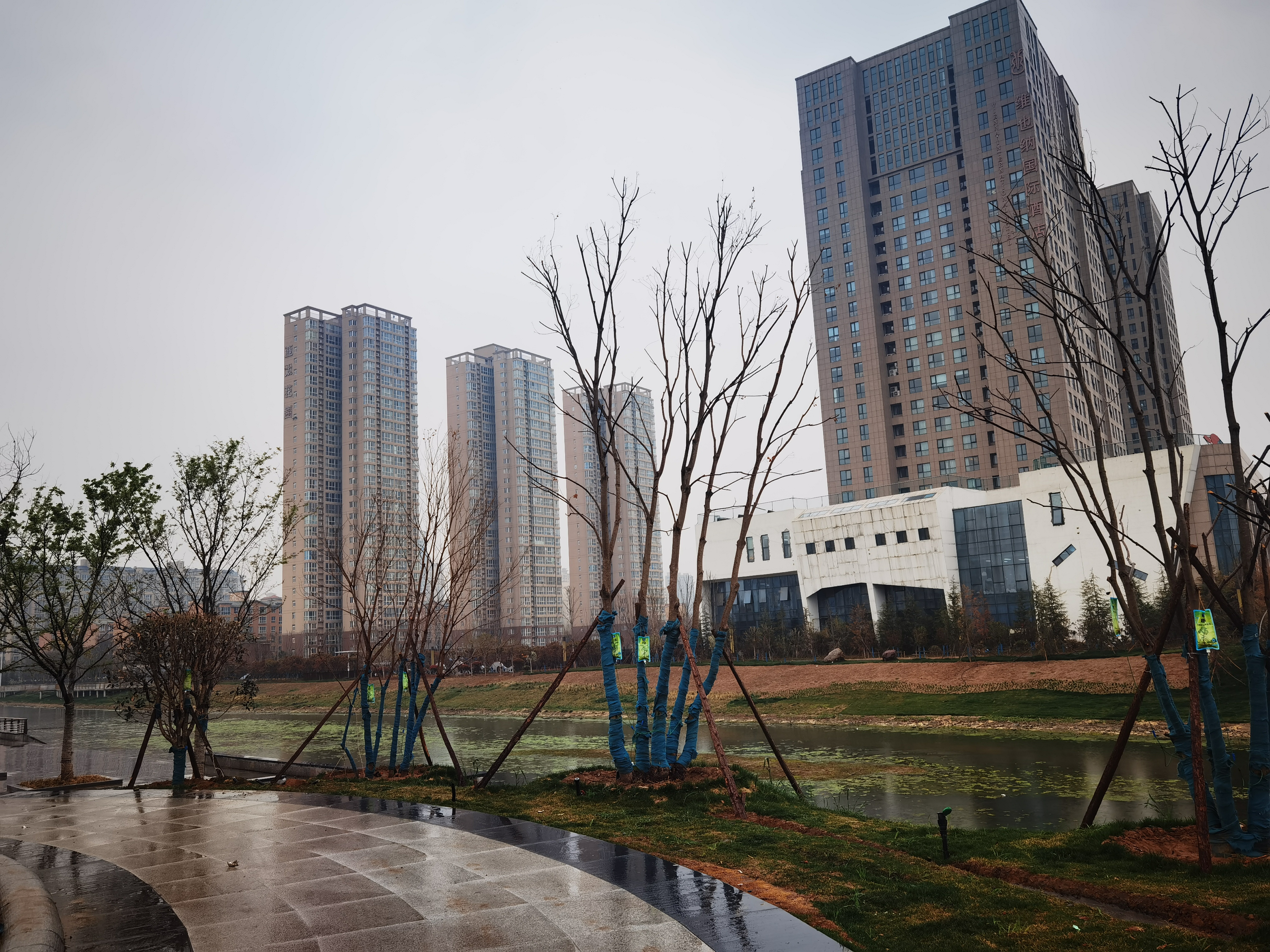 郑州市轨道交通3号线二期工程线路位于经开区